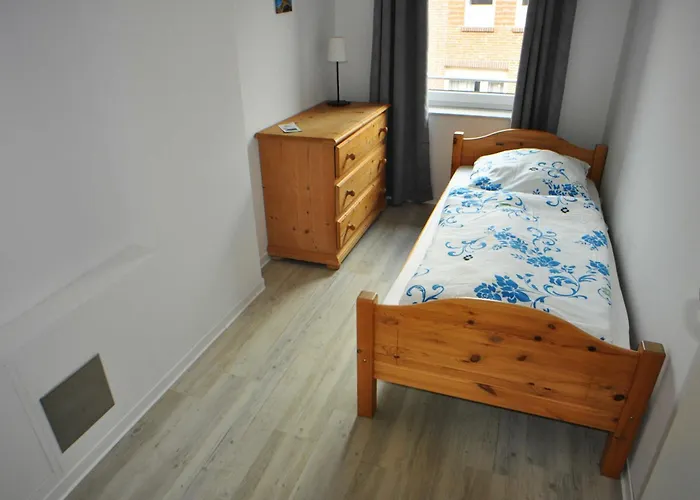 Zur Alten Maar, 65332 Daire Moormerland