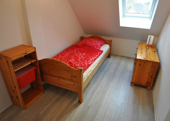 Zur Alten Maar, 65332 Daire *